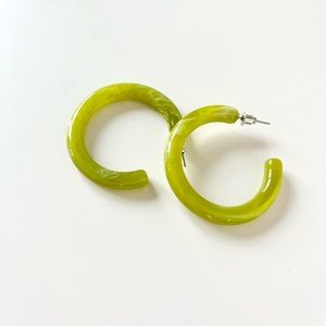 Candy color resin hoop earrings green
